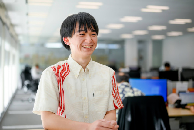 與那嶺 諒(ヨナミネ　リョウ)